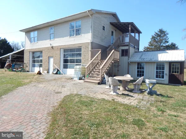 $1,700 | 2553 Warm Springs Road, Shenandoah Junction, WV 25442