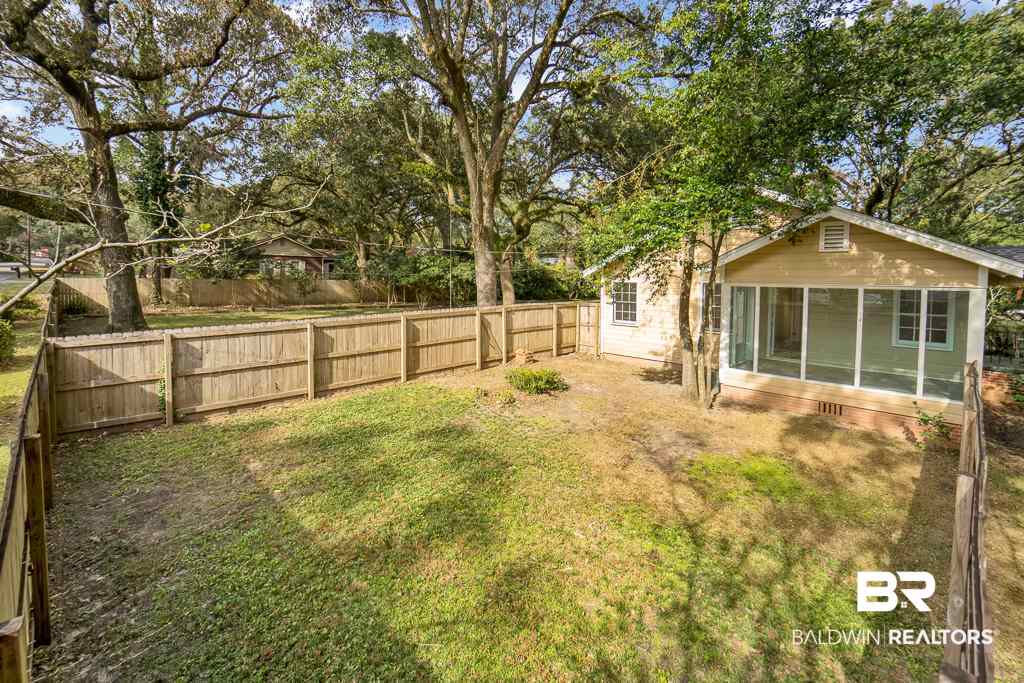 724 Cottage Hill Avenue Mobile, AL 36693 - Photo 15 of 22