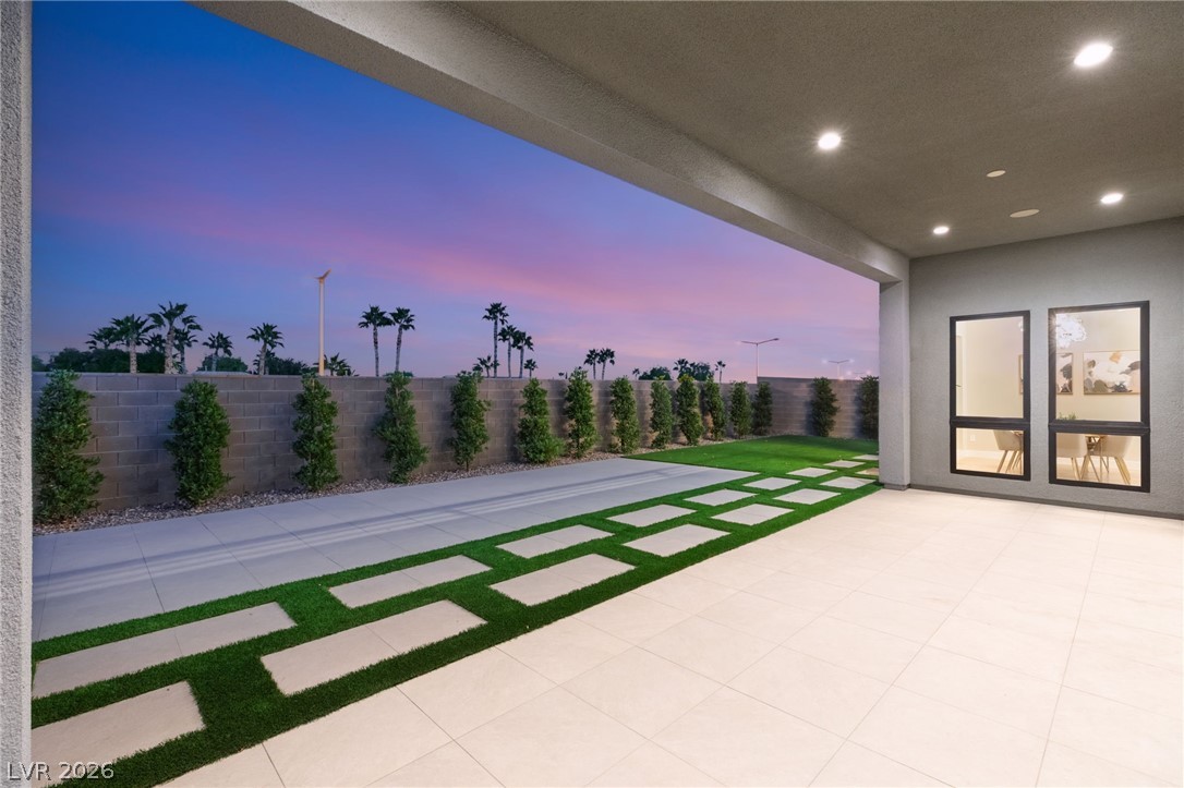 4822 Shady Rdg Drive Las Vegas, NV 89135 - Photo 35 of 44