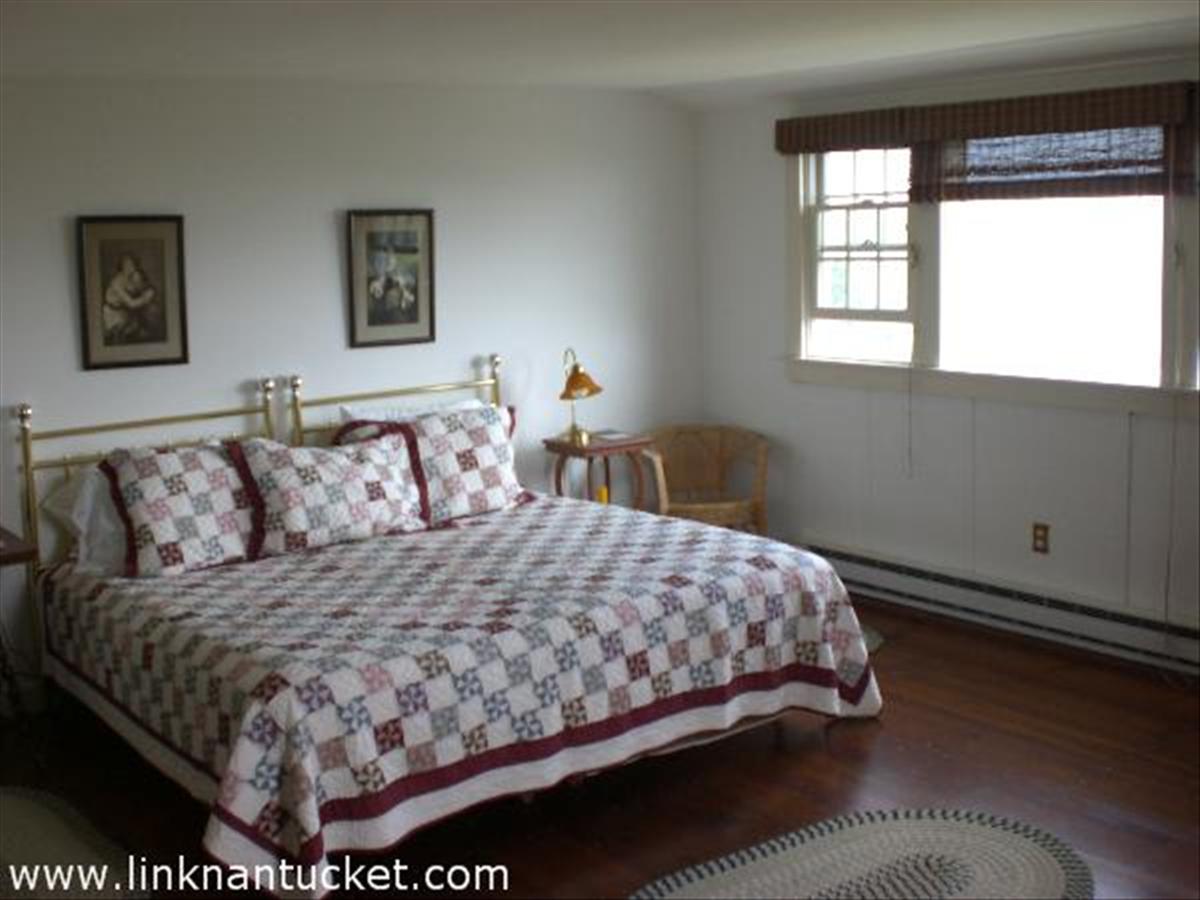 89 Squam Road Nantucket, MA 02554 - Photo 6 of 12 Gallery Image 6