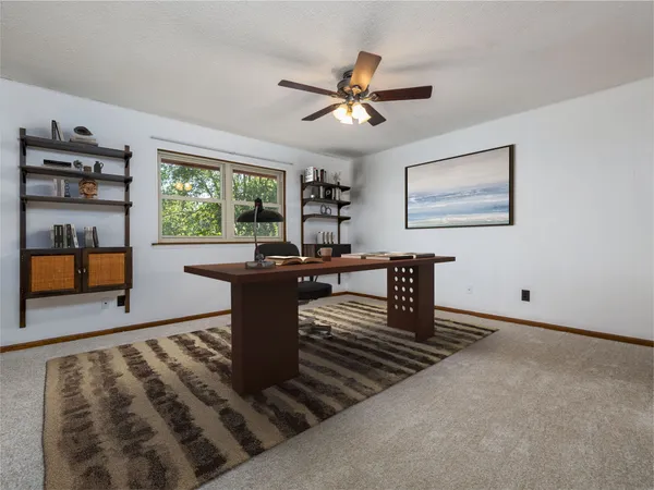 $672,500 | 806 Country Club Road, Georgetown, TX 78628