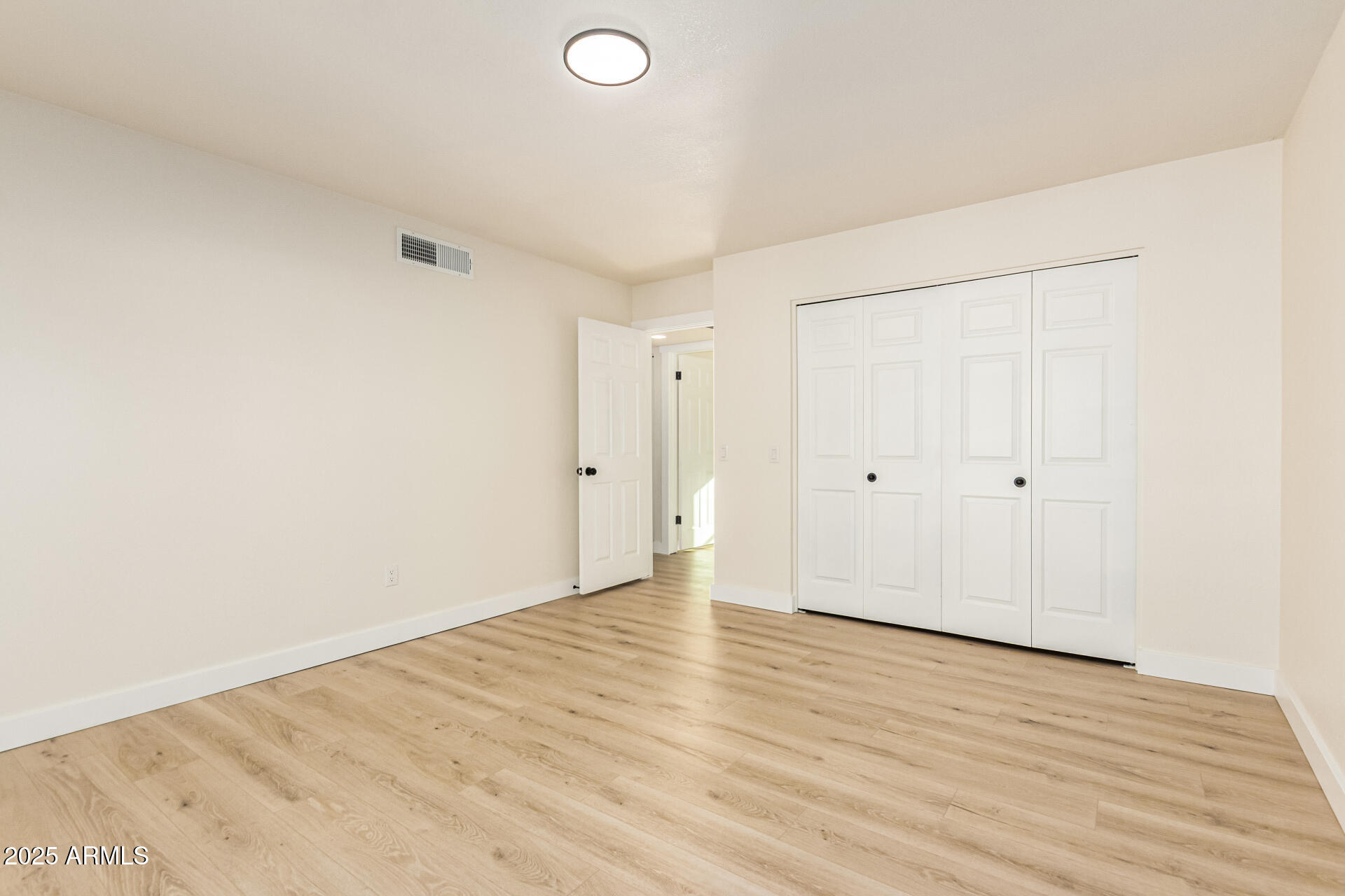 1514 West Loughlin Drive Chandler, AZ 85224 - Photo 17 of 33 a view of an empty room