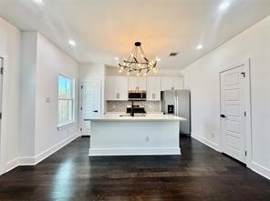 6928 Paris Street, Unit B Houston, TX 77021 - Photo 2 of 8