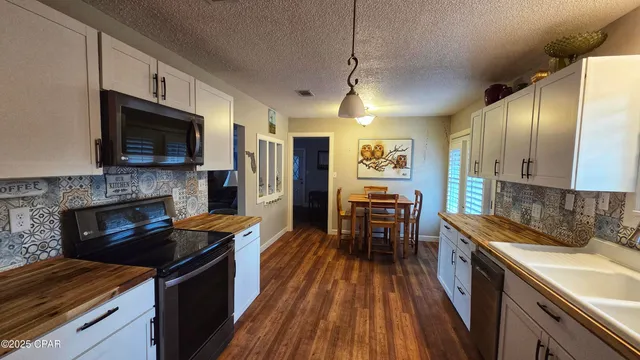 $250,000 | 1556 Cherry Street, Ponce de Leon, FL 32455