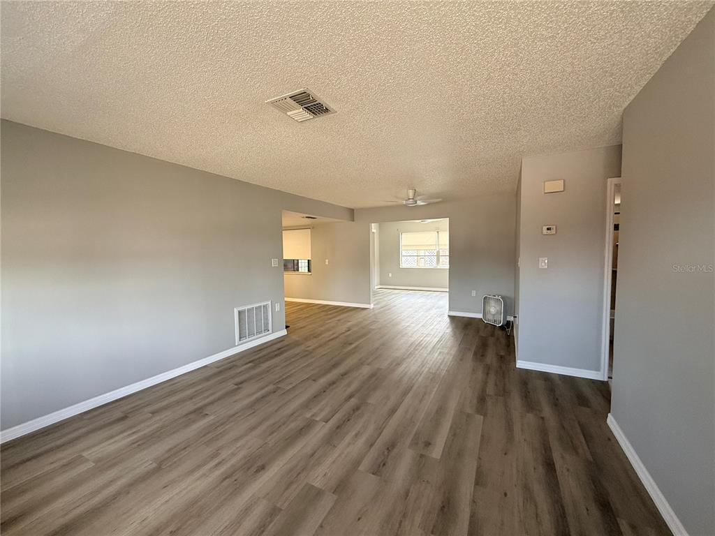8437 Luray Drive Port Richey, FL 34668 - Photo 3 of 26