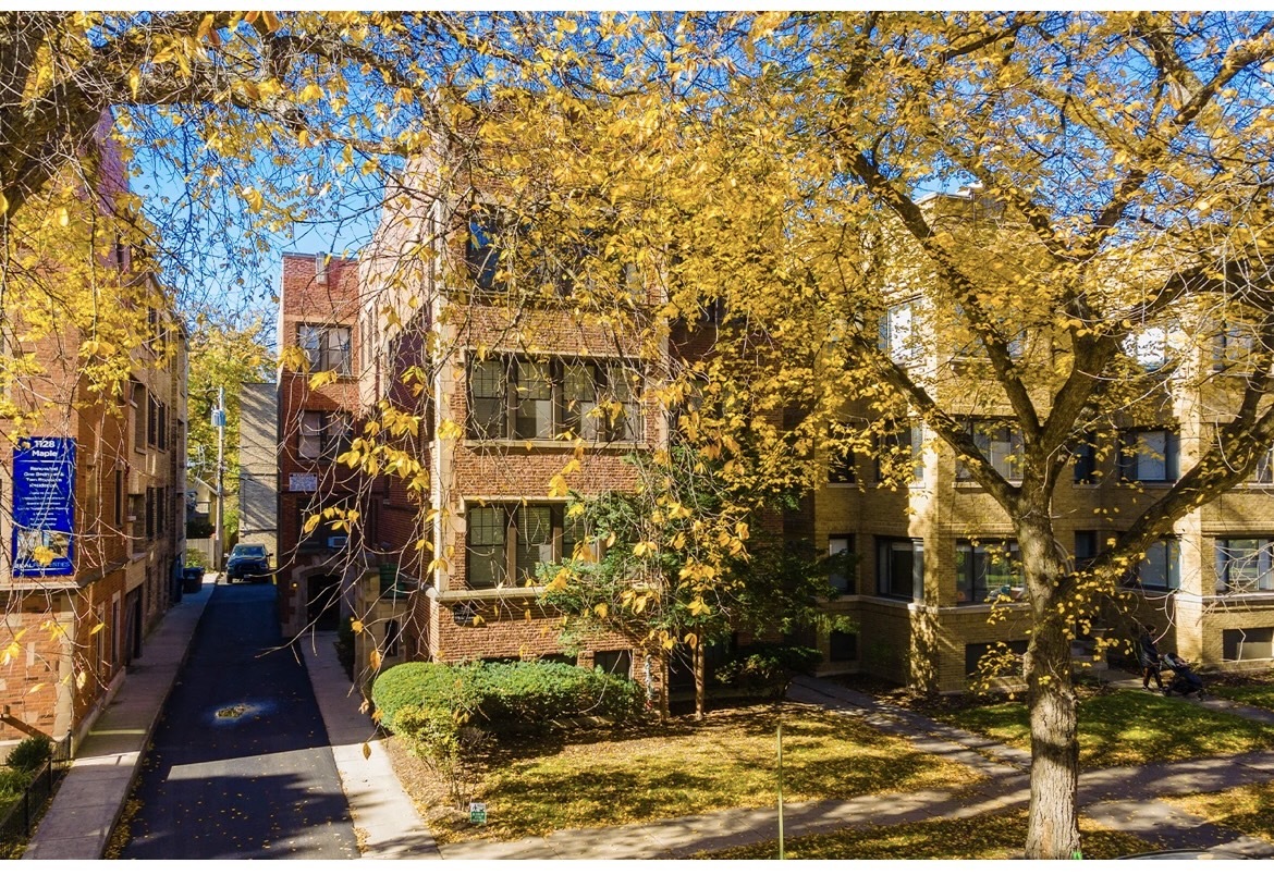 1132 Maple Avenue, Unit 2 Evanston, IL 60202 - Photo 3 of 19