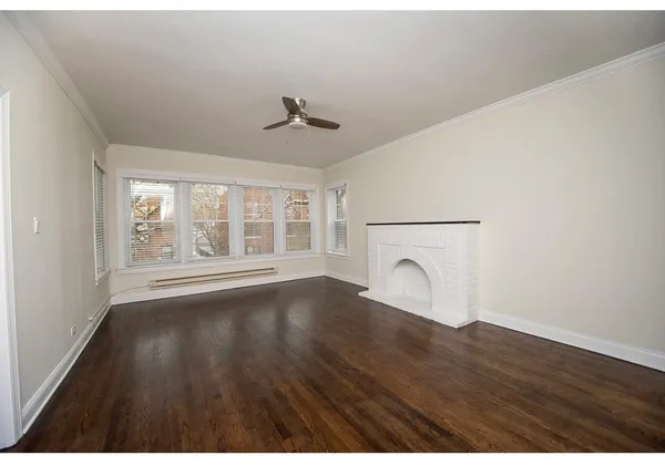 $2,995 | 1132 Maple Avenue, Unit 2, Evanston, IL 60202