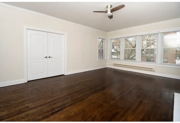 $2,995 | 1132 Maple Avenue, Unit 2, Evanston, IL 60202