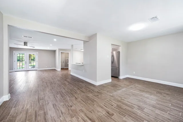 $475,000 | 13725 West 6th Street, Santa Fe, TX 77510