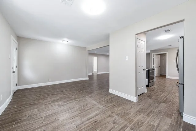 $475,000 | 13725 West 6th Street, Santa Fe, TX 77510