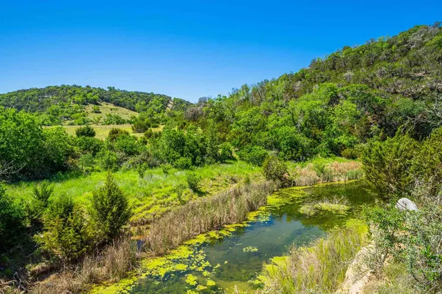 $6,250,000 | 161 Flach Rnch Road, Comfort, TX 78013