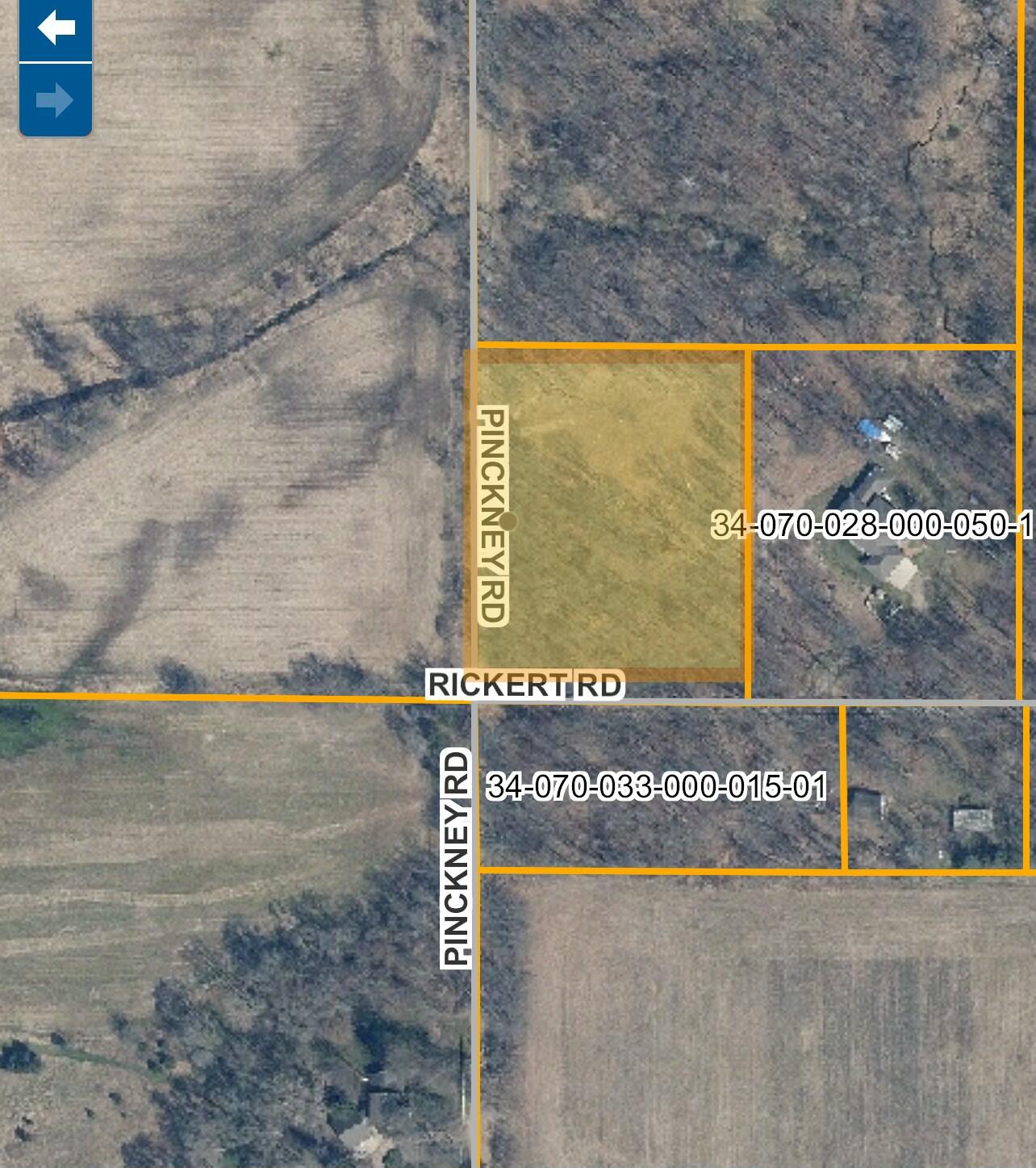1943 Pinckney Road Saranac, MI 48881 - Photo 2 of 6 grid