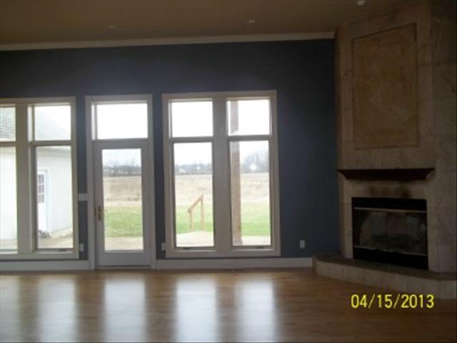 7079 Mentel Road Newport, MI 48166 - Photo 3 of 8 20352514-2.JPG