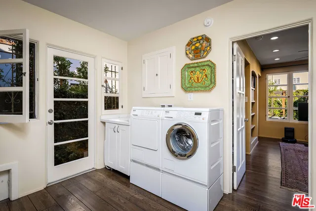 $15,000 | 500 North Las Palmas Avenue, Los Angeles, CA 90004