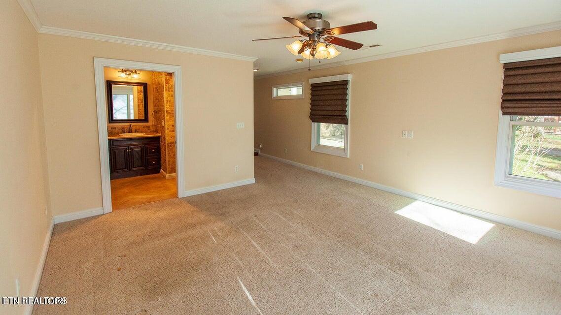 275 Hawthorn Loop Crossville, TN 38555 - Photo 23 of 59 20260112175701920609000000-o