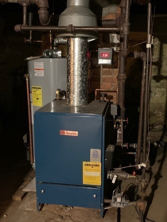 29 May Street Spencer, MA 01562 - Photo 25 of 27 a view of a room with gym equipment