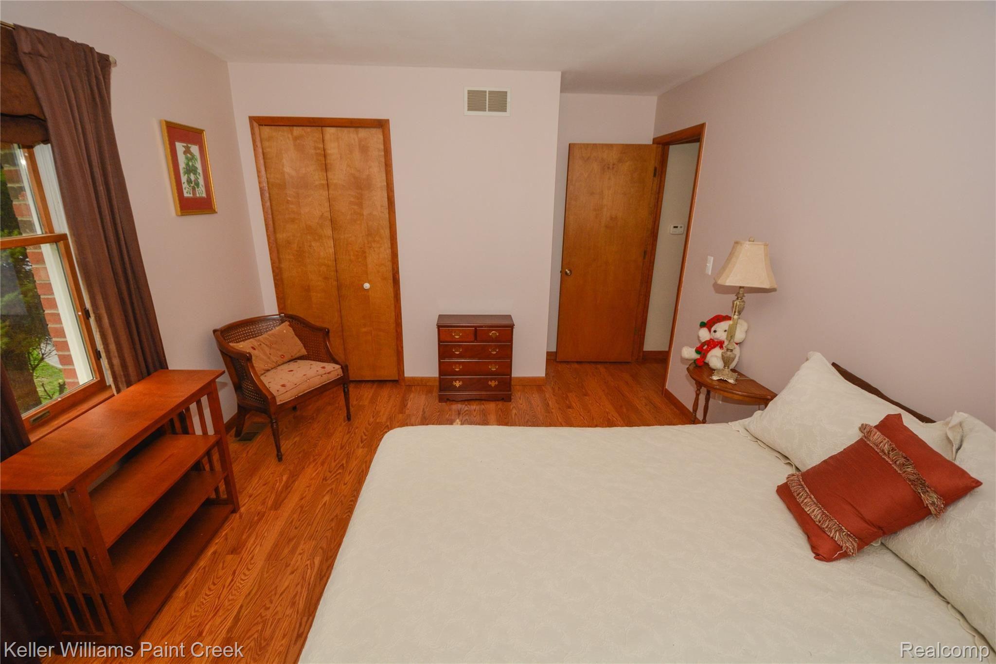 3152 Curtis Road Leonard, MI 48367 - Photo 24 of 36 Bed04.jpg
