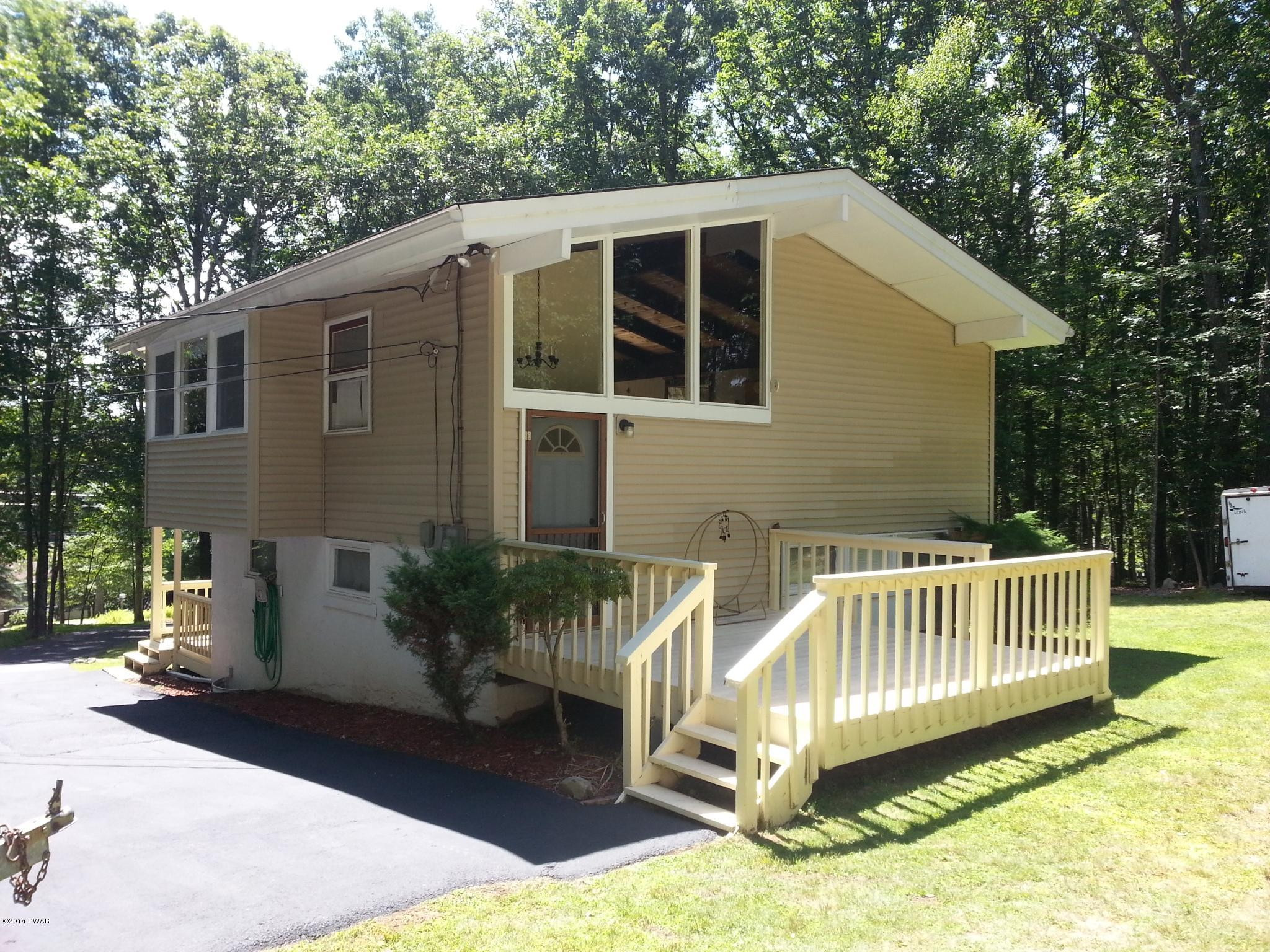 483 Westcolang Road Hawley, PA 18428 - Photo 4 of 66