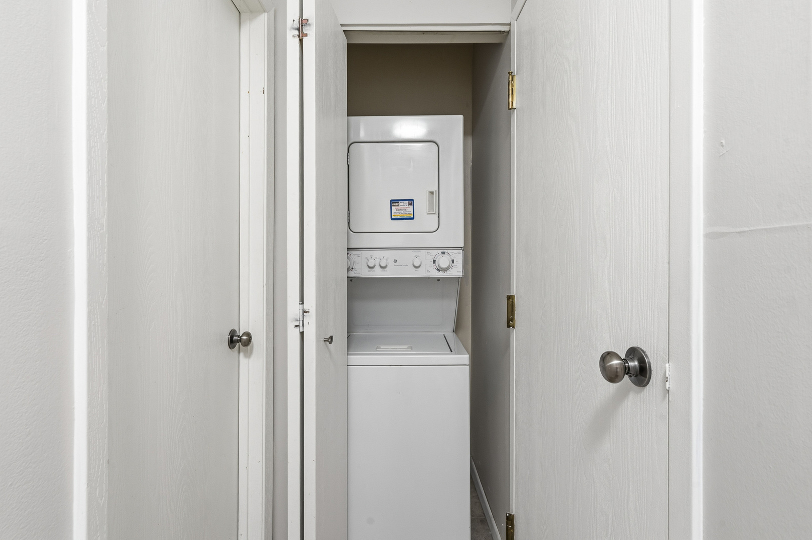 1312 McDowell Road, Unit 204 Naperville, IL 60563 - Photo 11 of 34 Gallery Image 11