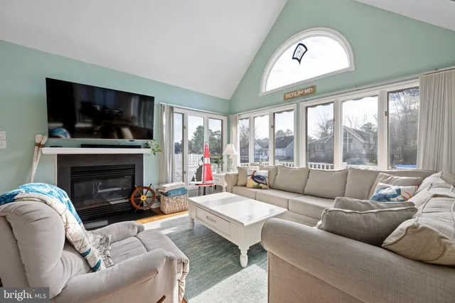 $750,000 | 368 Ocean Parkway, Berlin, MD 21811