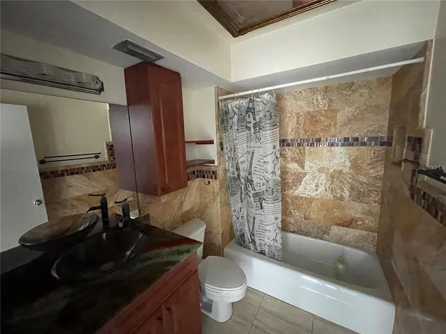 $1,750 | 919 Osceola Road, Unit 206, Belleair, FL 33756