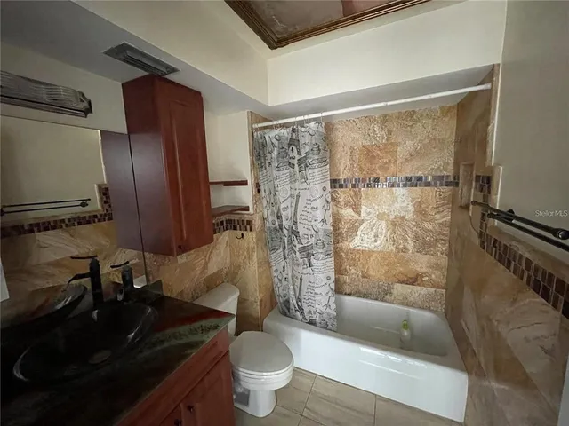 $1,750 | 919 Osceola Road, Unit 206, Belleair, FL 33756