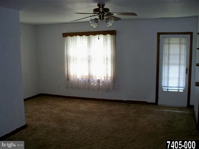 336 Hunterstown Road Gettysburg, PA 17325 - Photo 3 of 14