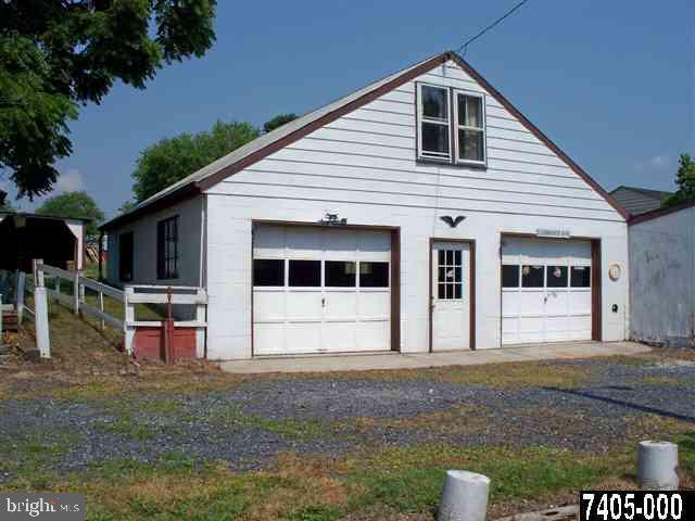 336 Hunterstown Road Gettysburg, PA 17325 - Photo 8 of 14