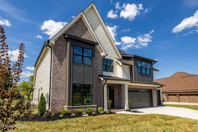 $1,046,000 | 4153 Old Club Drive, Loudon, TN 37774