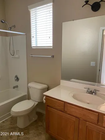 $2,350 | 33175 North Slate Creek Drive, San Tan Valley, AZ 85143