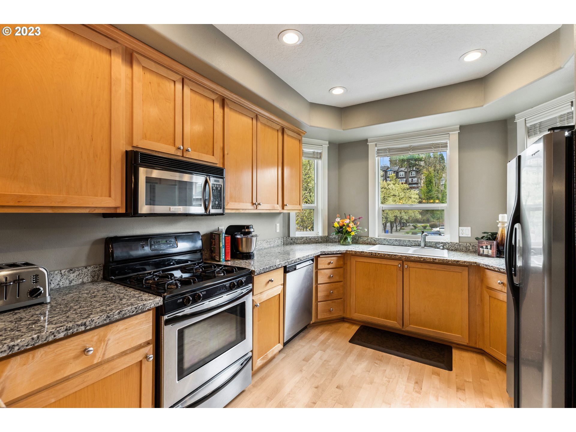 4926 Southwest View Point Terrace Portland, OR 97239 - Photo 18 of 46 Kitchen