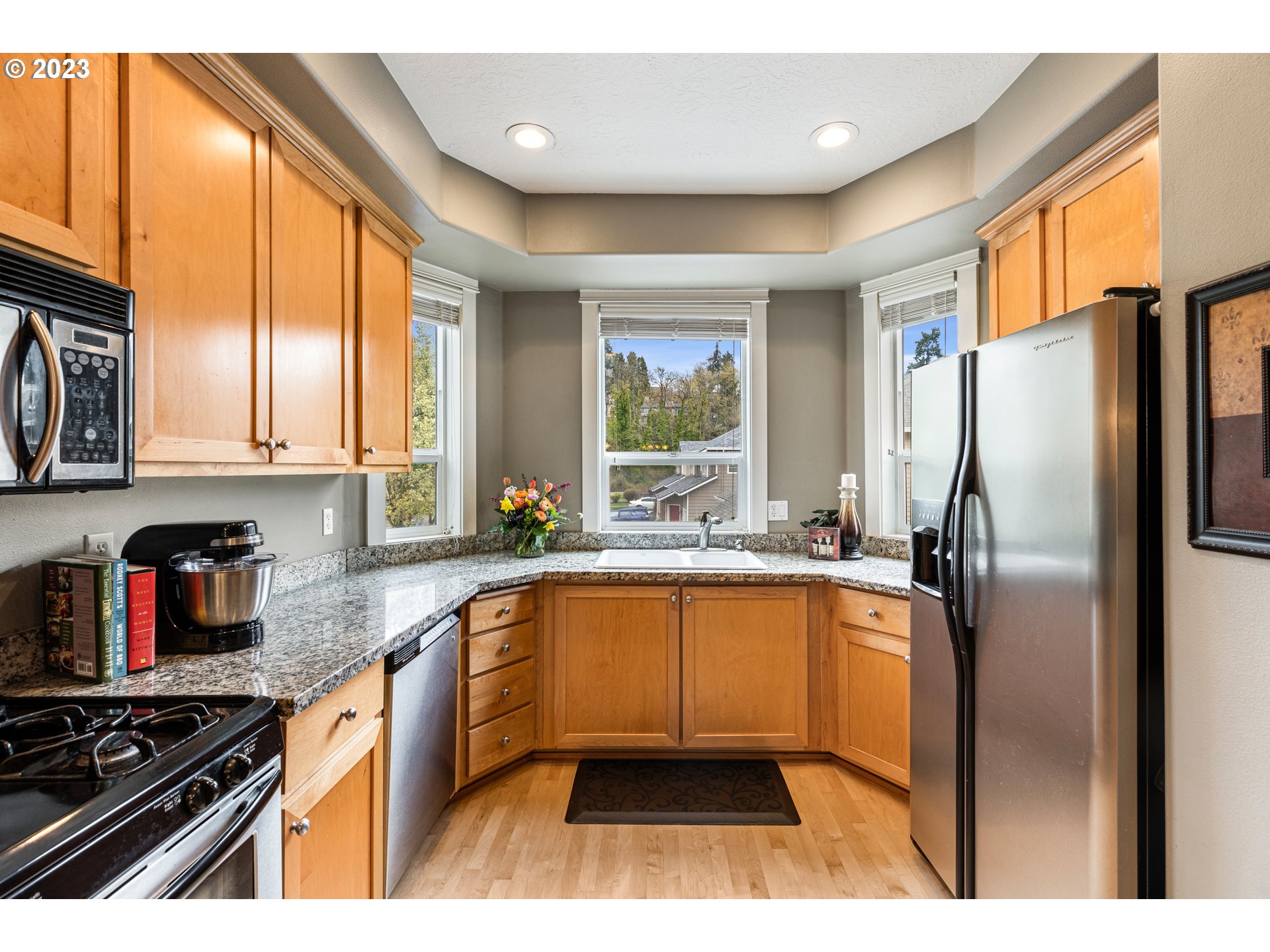 4926 Southwest View Point Terrace Portland, OR 97239 - Photo 19 of 46 Kitchen