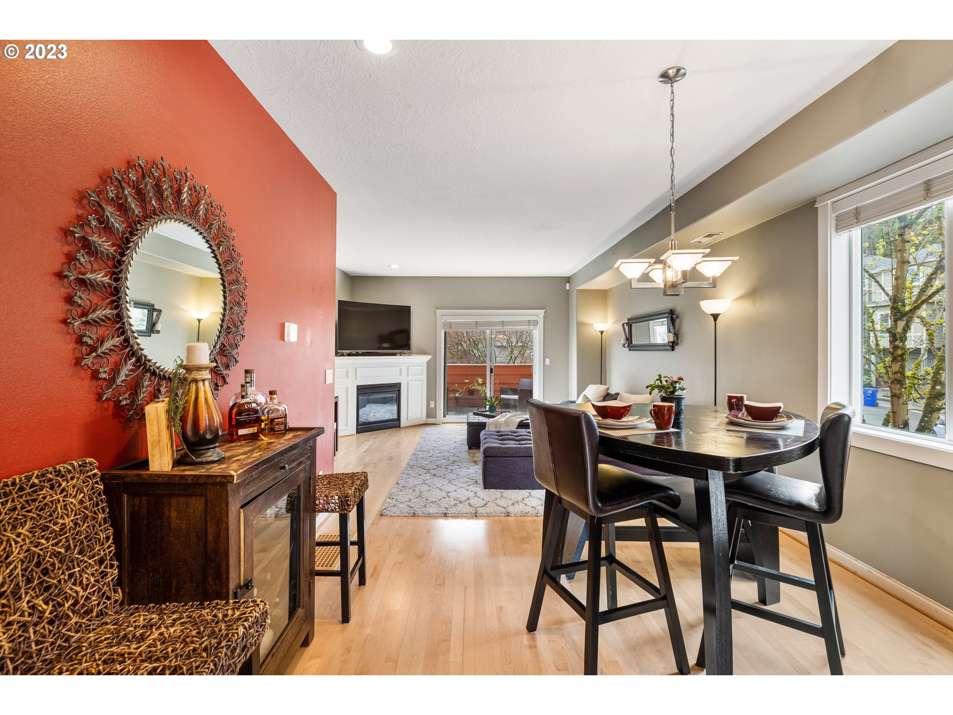 4926 Southwest View Point Terrace Portland, OR 97239 - Photo 23 of 46 Dining Area