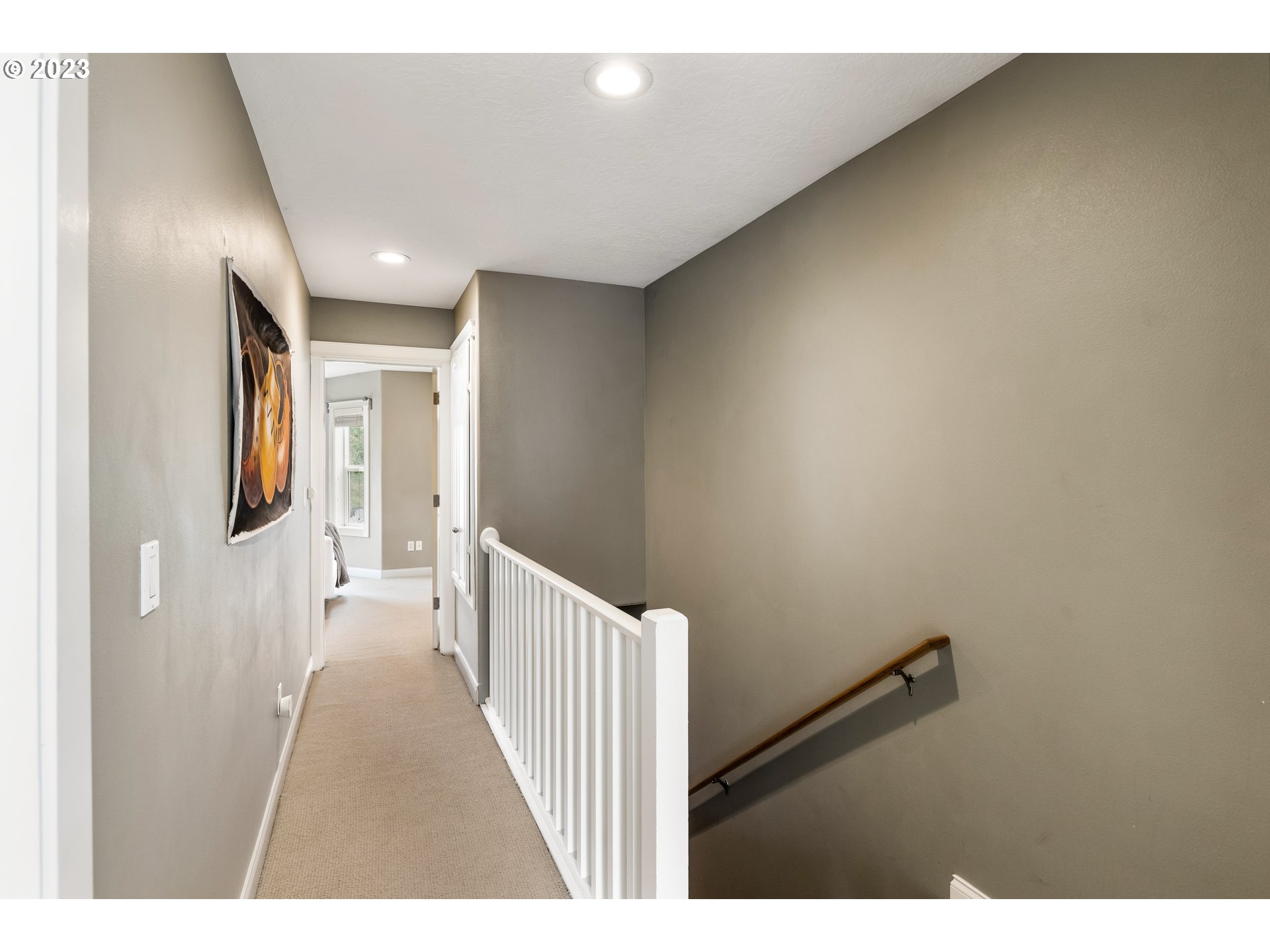 4926 Southwest View Point Terrace Portland, OR 97239 - Photo 25 of 46 Hallway