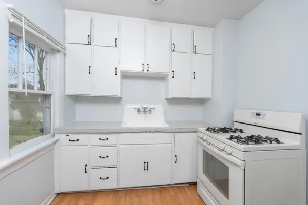 $199,900 | 711 East Grand Street, Hastings, MI 49058