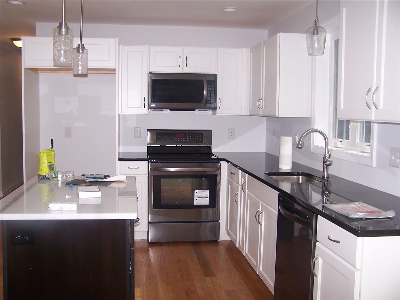 92 Russell Hill Road Brookline, NH 03033 - Photo 8 of 13 Gallery Image 8