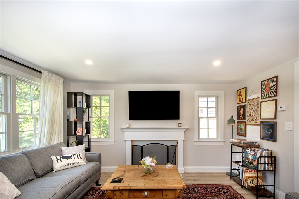 90 Colonial Road Marshfield, MA 02050 - Photo 27 of 35
