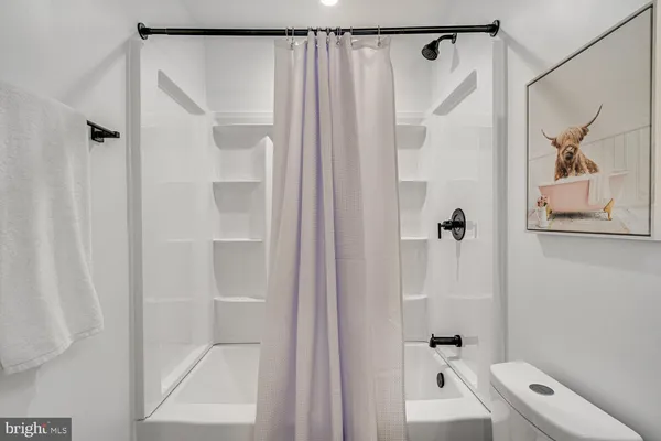 $525,000 | 1355 Greenview Drive, Basye, VA 22842