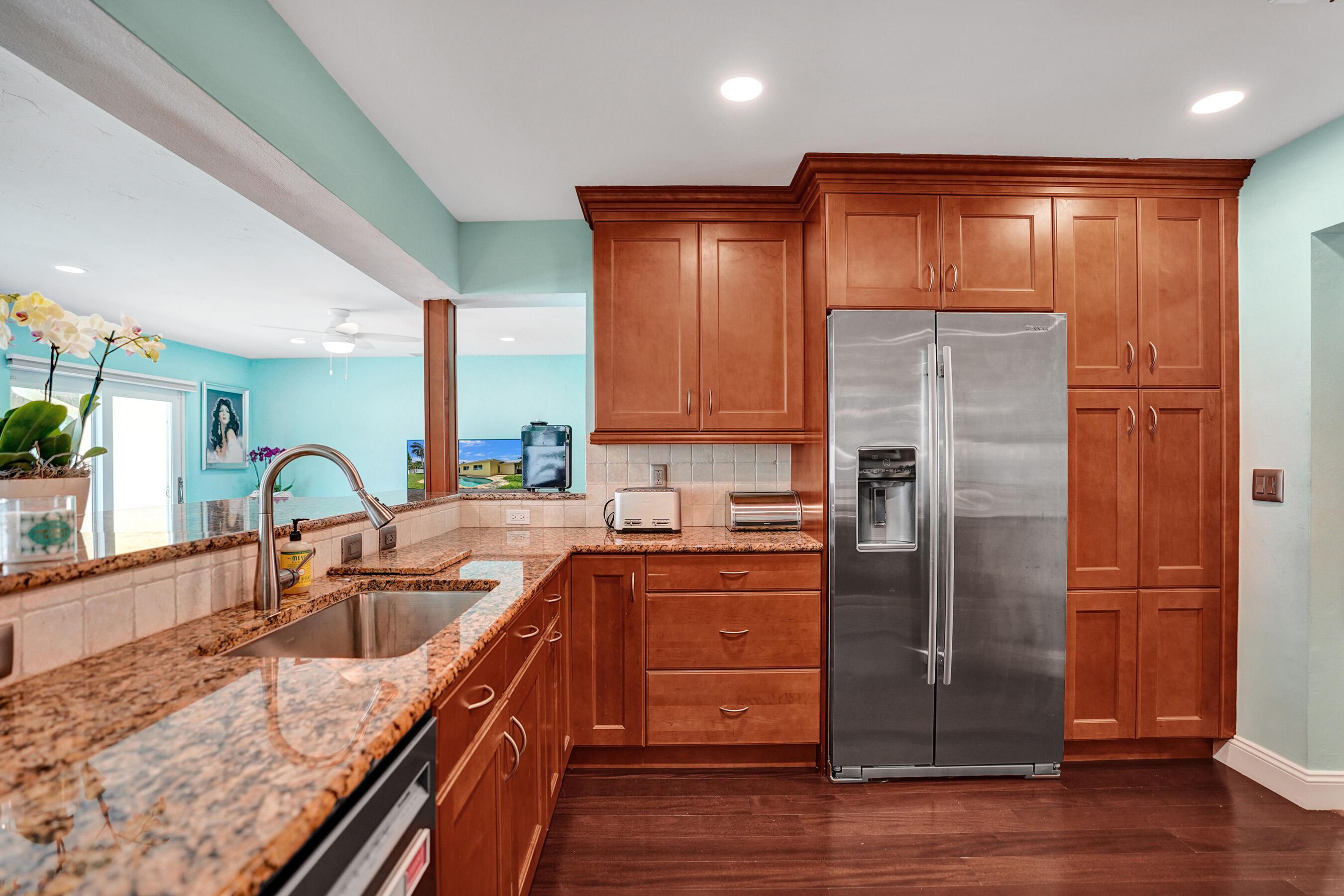 161 Southwest 8th Terrace Boca Raton, FL 33486 - Photo 13 of 78 DSC07354