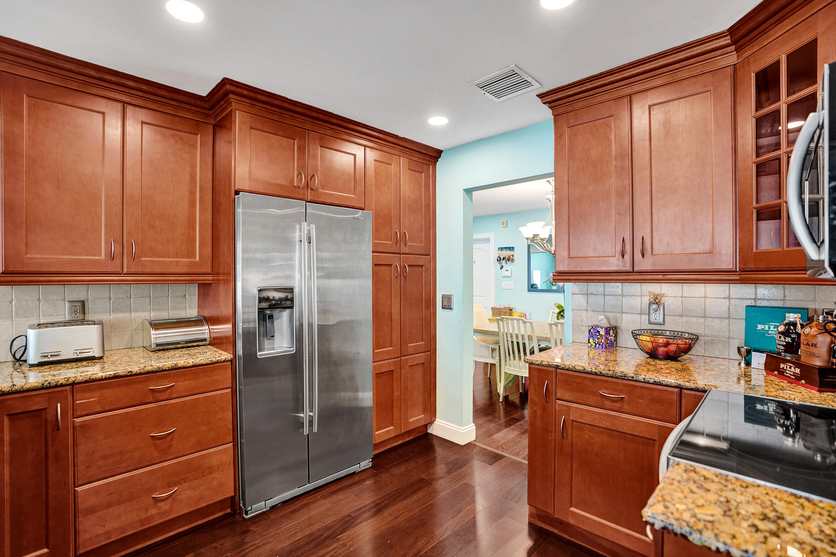 161 Southwest 8th Terrace Boca Raton, FL 33486 - Photo 16 of 78 DSC07360