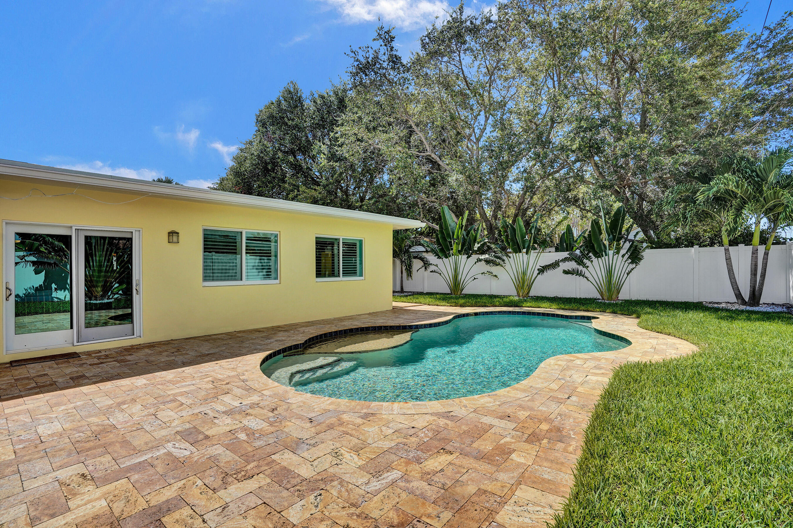 161 Southwest 8th Terrace Boca Raton, FL 33486 - Photo 57 of 78 DSC07399