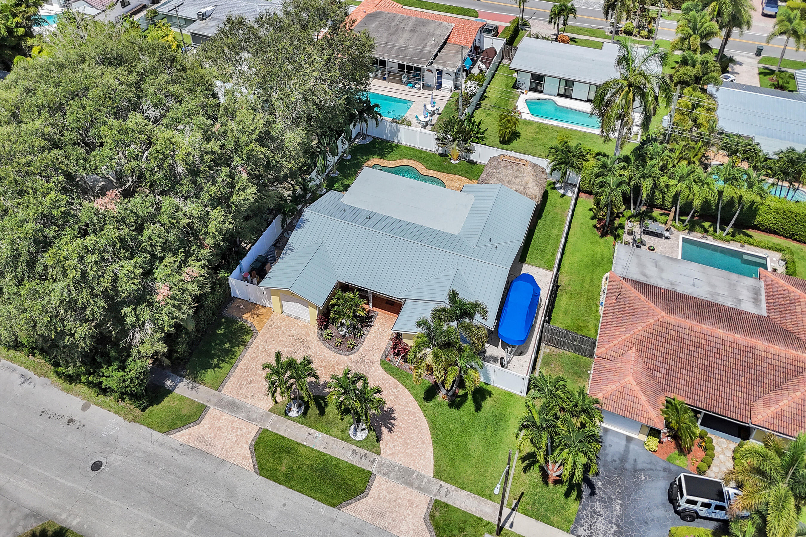 161 Southwest 8th Terrace Boca Raton, FL 33486 - Photo 69 of 78 DJI_20250801115335_0003_D