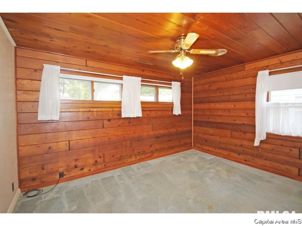 1925 Bruns Ln Court Springfield, IL 62702 - Photo 16 of 35 Gallery Image 16