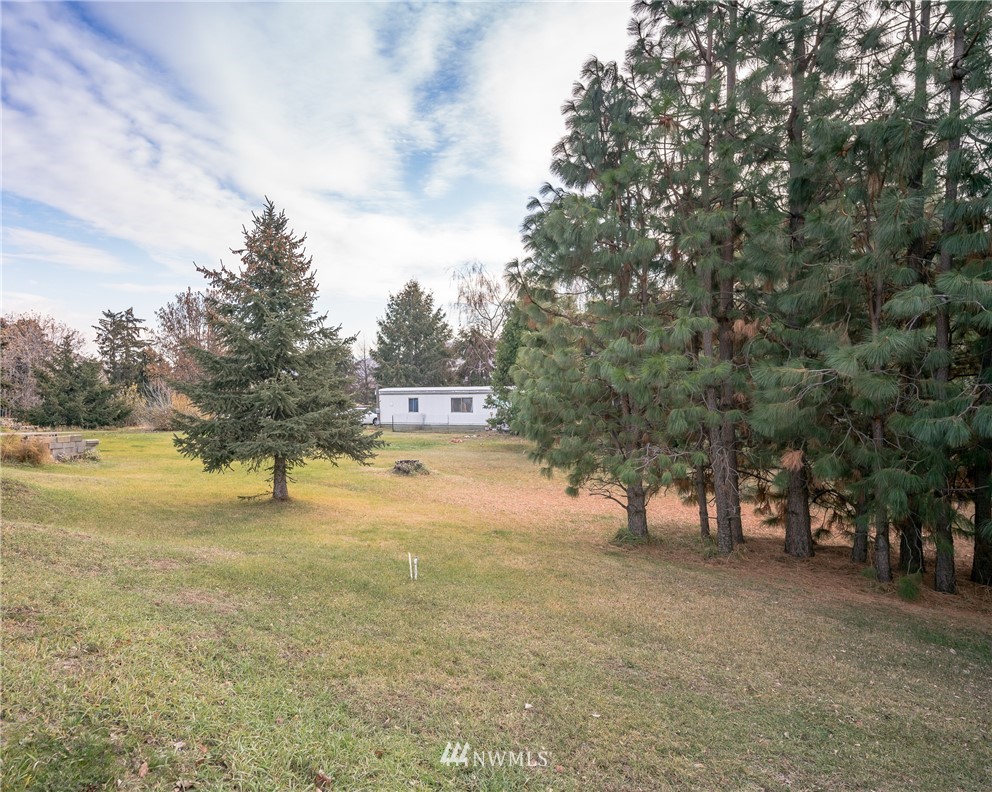1808 Lower Monitor Road Wenatchee, WA 98801 - Photo 6 of 11 Gallery Image 6