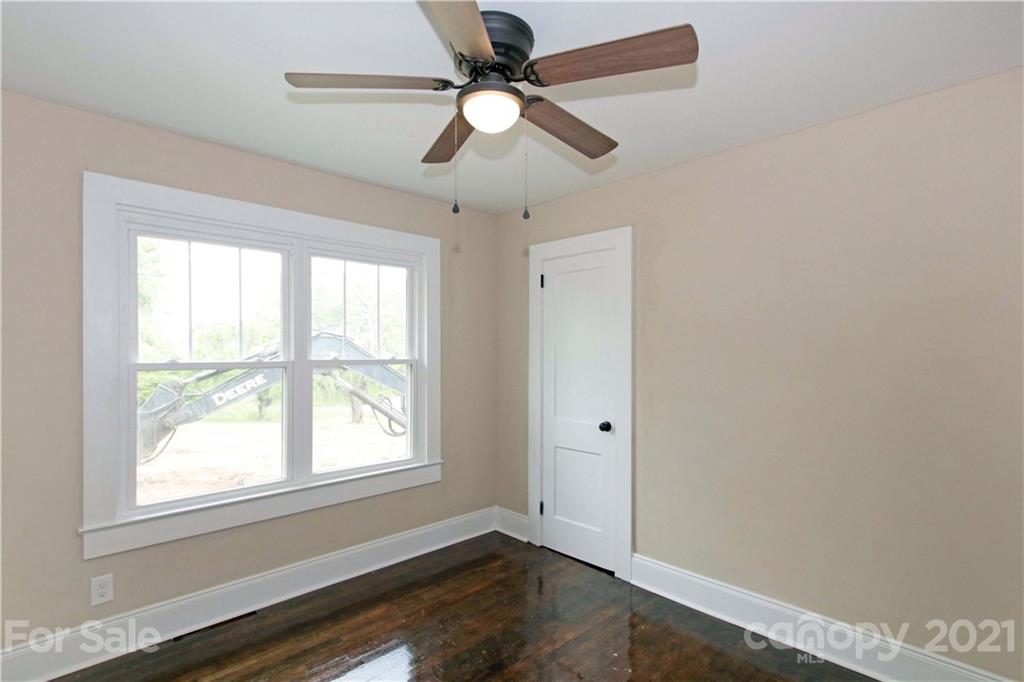 6425 Cheatham Ford Road Hiddenite, NC 28636 - Photo 14 of 40 Gallery Image 14
