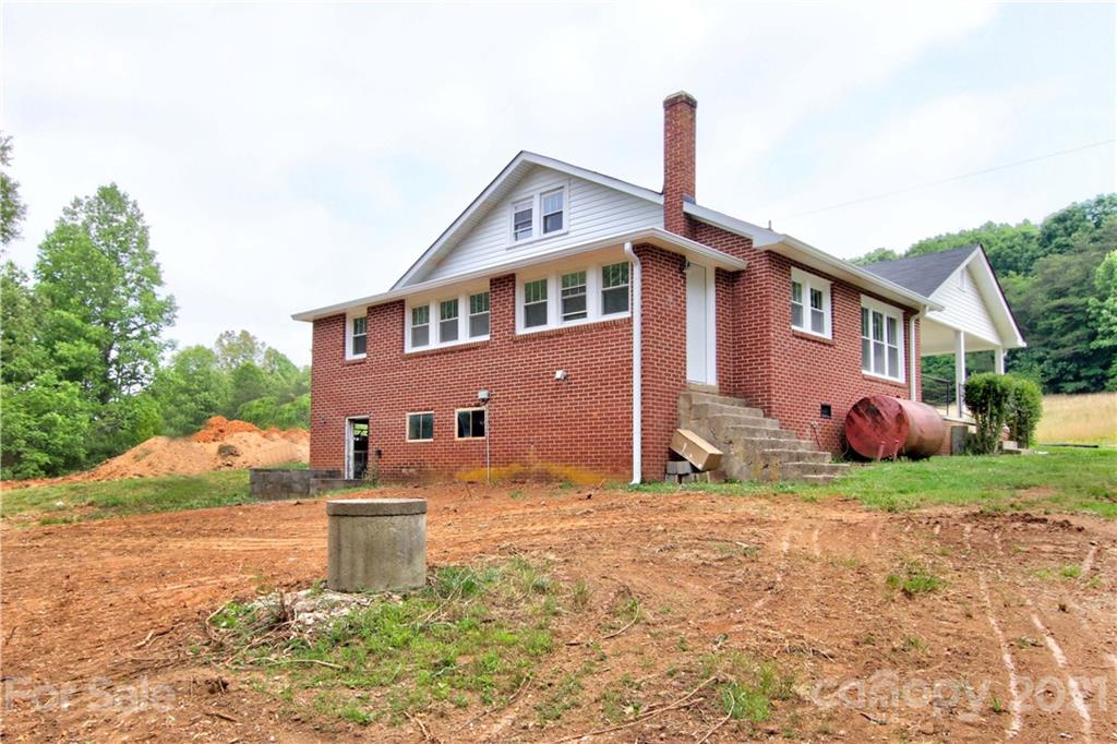 6425 Cheatham Ford Road Hiddenite, NC 28636 - Photo 9 of 40 Gallery Image 9