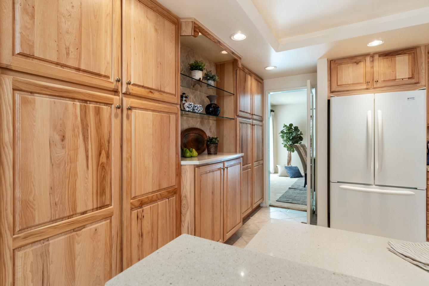 910 Wharfside Road San Mateo, CA 94404 - Photo 10 of 43 a view of a kitchen with electric appliances
