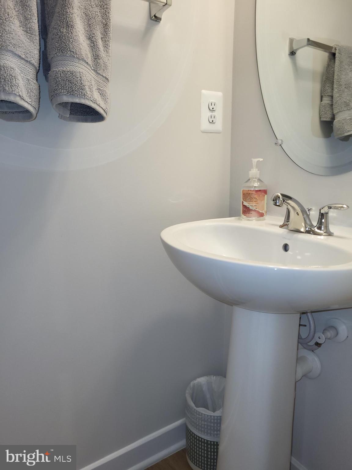 20338 Newfoundland Square Ashburn, VA 20147 - Photo 12 of 32