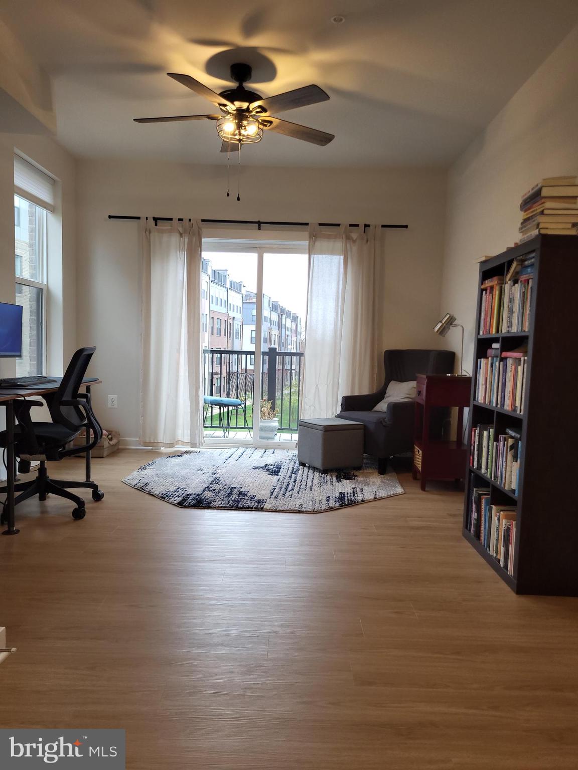 20338 Newfoundland Square Ashburn, VA 20147 - Photo 14 of 32