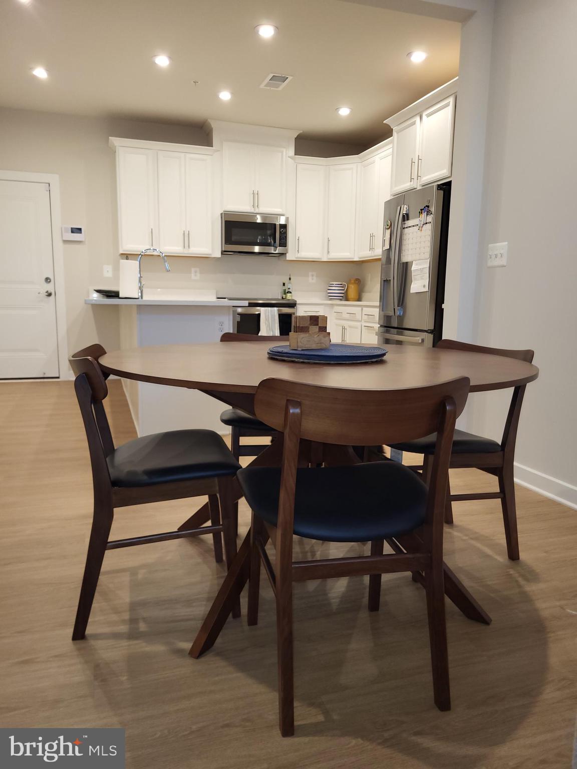 20338 Newfoundland Square Ashburn, VA 20147 - Photo 8 of 32